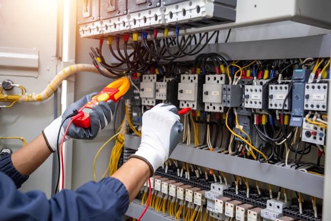 Commercial electrical installation